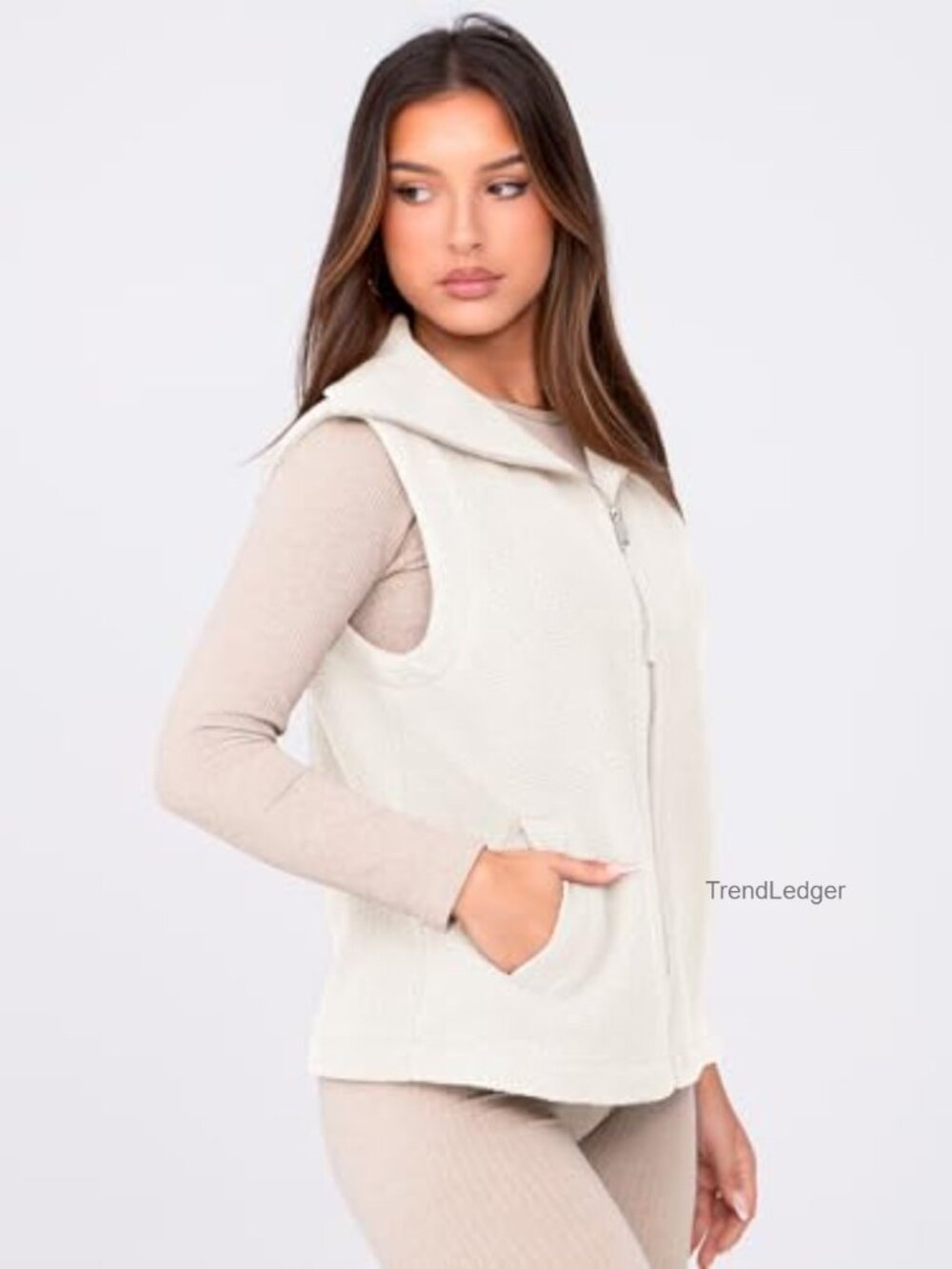 Sleeveless Fleece Vest Zip Up Sherpa Jacket with Pocket Winter Outerwear - Picture 4 of 7